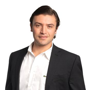 Portrait of Andre Kashou, REALTOR®.